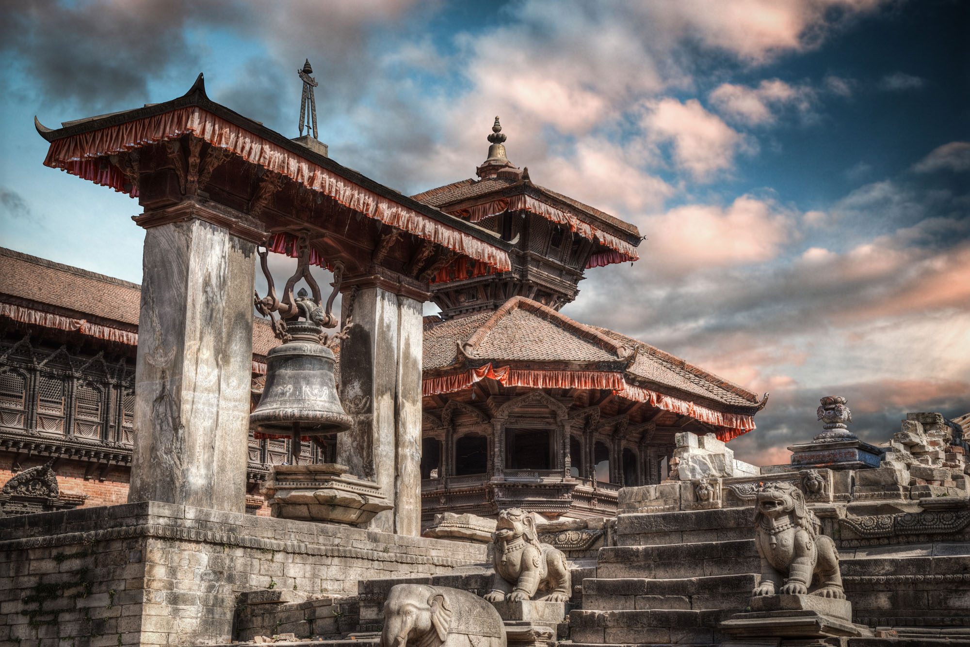 Kathmandu and Pokhara Sightseeing